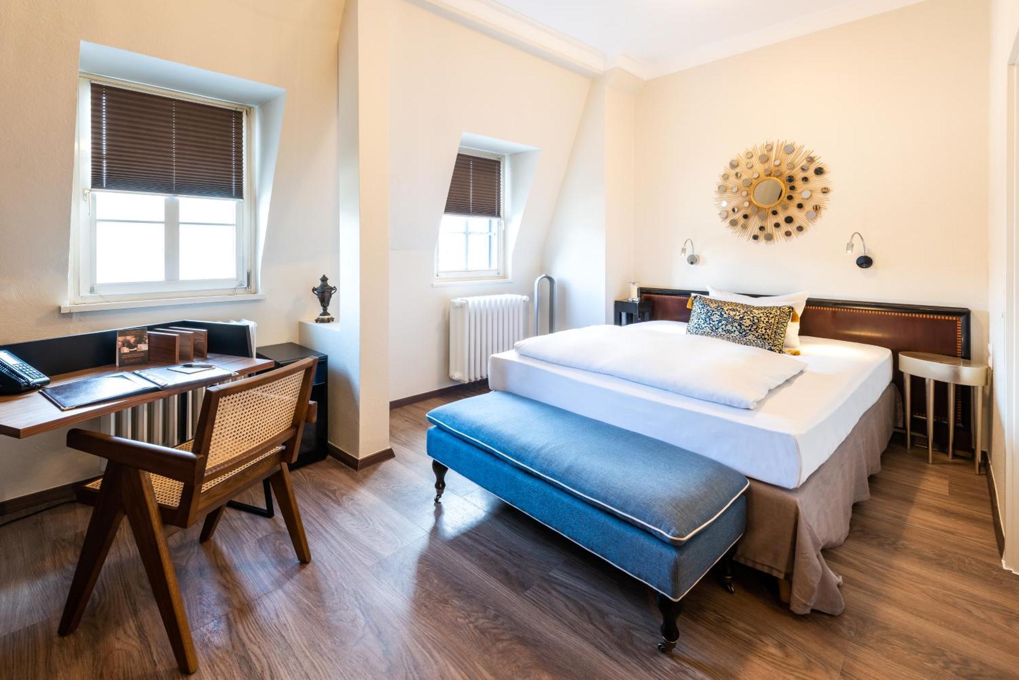Hotel Wuerzburger Hof **** Екстериор снимка